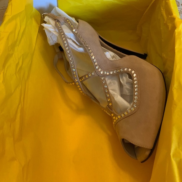 Fendi high heels - Picture 4 of 6